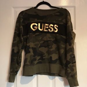 Guess camo military gold sweater